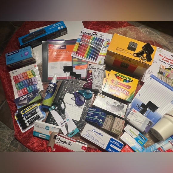 NWT: Teacher Mini Starter Kit Over 100 Items - Picture 3 of 8